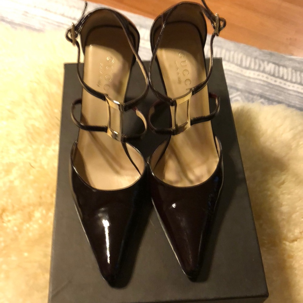 Gucci women shoes size 6.5 B